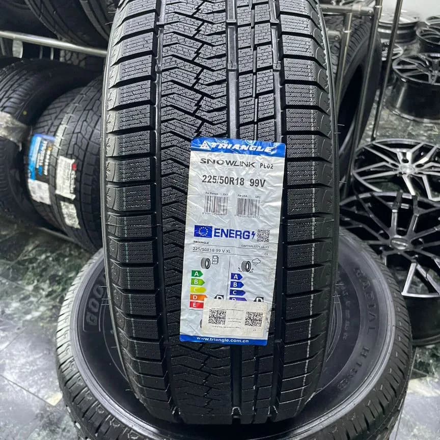 Triangle PL02 225/50 R18 99V