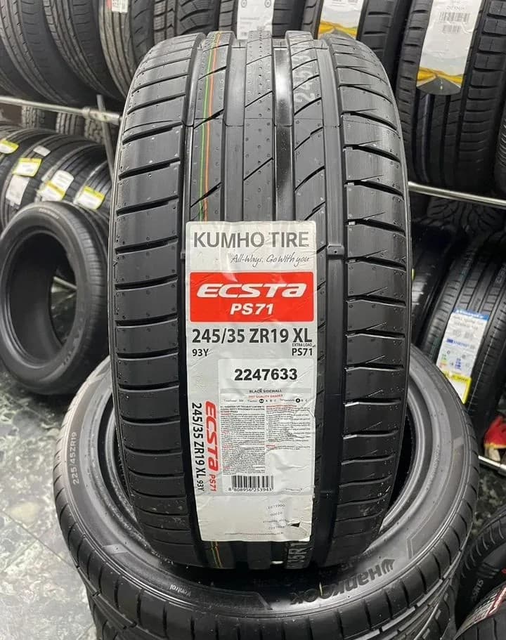 Kumho Ecsta PS71 245/35 R19 93Y XL