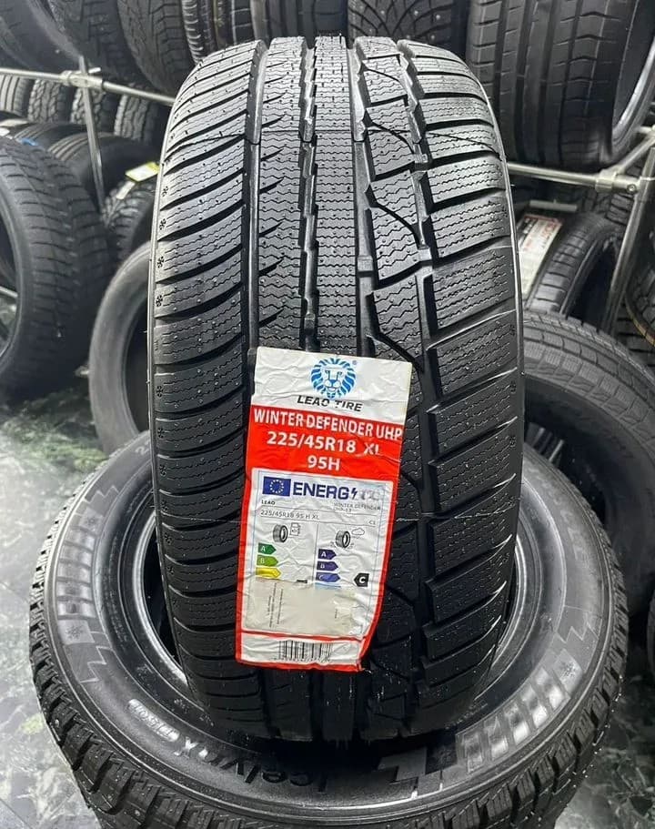 Leao Winter Defender UHP 225/45 R18 95H XL