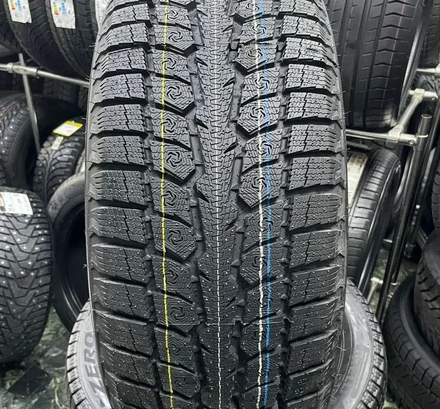 Toyo Observe GSi-6 235/65 R18 106H