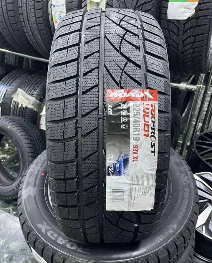 RoadX RX Frost WU01 225/40 R19 93V