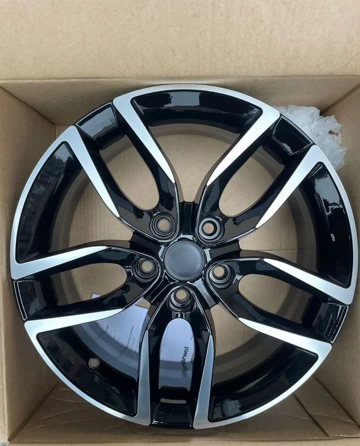 Литые диски Carwel Кутыр 1708 6.5×R17 5×114.3