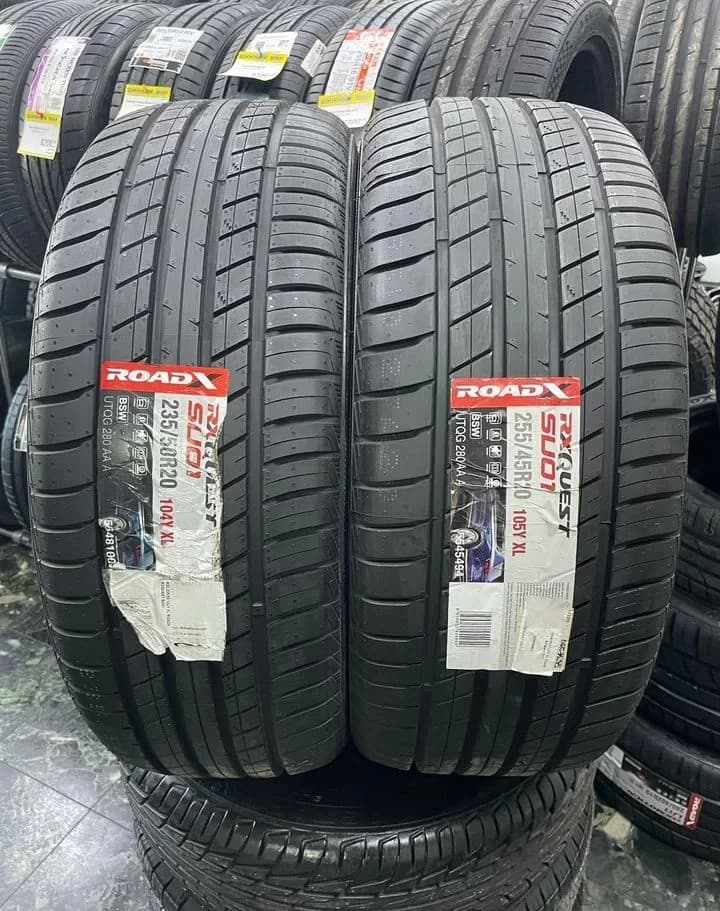 RoadX RXQuest SU01 235/50 R20 и 255/45 R20 104Y