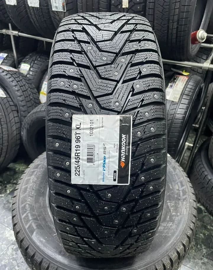 Hankook Winter I'Pike RS2 W429 225/45 R19 96T
